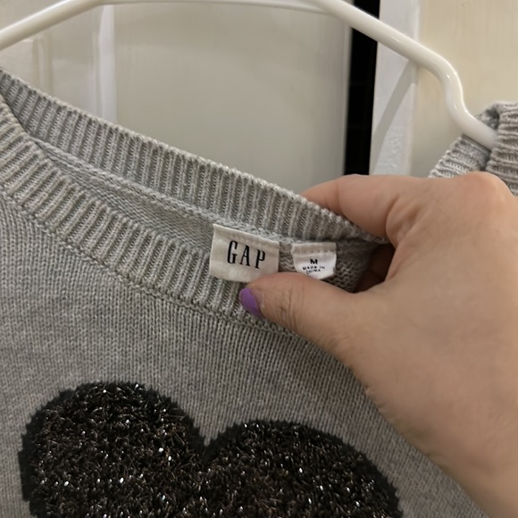 Gap - Picture 2 of 2